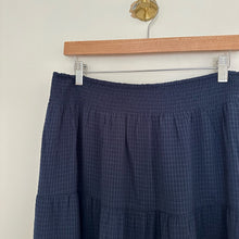 Load image into Gallery viewer, NWT Chico&#39;s Cross Dye Plaid Smocked Waist Tiered Midi Skirt Blue 12
