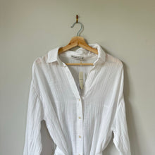 Load image into Gallery viewer, Abercrombie &amp; Fitch Gauze Cotton Long Sleeve Swim Cover Up Shirt White M NWT
