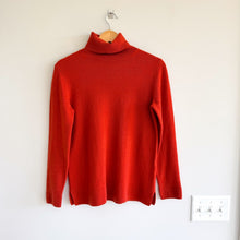 Load image into Gallery viewer, Neiman Marcus Cashmere Turtleneck Knit Pullover Sweater Rust Orange S
