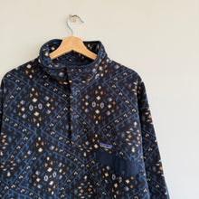 Load image into Gallery viewer, Patagonia Synchilla Snap-T Fleece Pullover Sweater Howl/Stone Blue XL
