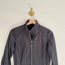 Load image into Gallery viewer, Lululemon Rebel Runner Jacket in Black / Wee Stripe Black Heathered Black 4
