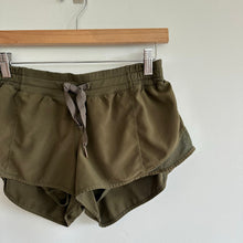 Load image into Gallery viewer, Lululemon Make A Move Short 3&quot; Military Green 6
