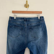 Load image into Gallery viewer, J. McLaughlin Treva Zipper Pocket High Rise Skinny Jeans 10

