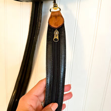 Load image into Gallery viewer, Belle Rose Leather Bucket Bag with Handle And Strap
