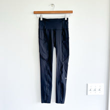 Load image into Gallery viewer, Lululemon Fast And Free 7/8 Tight Leggings Black 2

