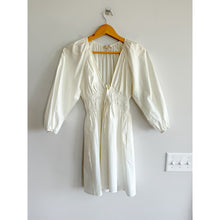 Load image into Gallery viewer, Wayf Leighton Poplin 3/4 Sleeve V-Neck Casual Mini Dress White XS
