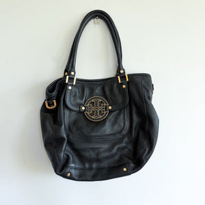 Tory Burch Amanda Classic Hobo Pebbled Leather Bag Gold Toned