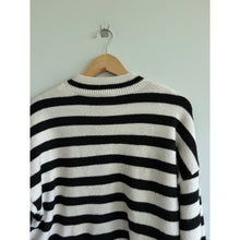 Load image into Gallery viewer, Vici Dont Mind Me Striped Knit Crew Neck Pullover Sweater Black White M
