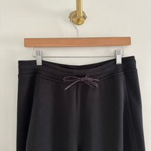 Load image into Gallery viewer, Lululemon City Sleek Sweatpant *28&quot; - Black 8
