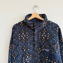 Load image into Gallery viewer, Patagonia Synchilla Snap-T Fleece Pullover Sweater Howl/Stone Blue XL
