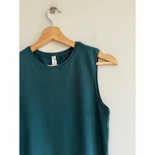 Load image into Gallery viewer, Lululemon Love Sleeveless Crew Neck Pullover Tank Top Green Jasper 2 NWT
