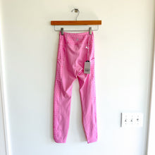 Load image into Gallery viewer, Roller Rabbit Sporty Hearts Vega High Rise Activewear Leggings Pink XS NWT
