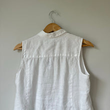 Load image into Gallery viewer, J. Jill Linen Button Front Sleeveless Shirt White SP
