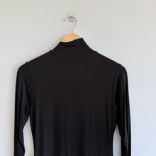 Load image into Gallery viewer, Good American Sundown Mock Neck Long Sleeve Midi Dress Black 3
