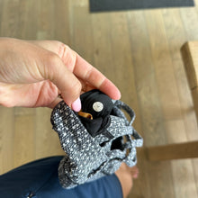 Load image into Gallery viewer, Lululemon Energy Sports Bra Frozen Fizz White Black 4
