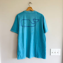 Load image into Gallery viewer, Vineyard Vines Vintage Whale Graphic Print Pocket T-Shirt Bora Blue S NWT
