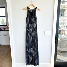 Load image into Gallery viewer, Elie Tahari York Silk Tie Neck Blouson Maxi Dress Black M
