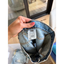 Load image into Gallery viewer, Levi's 505 Cotton Denim Mid Rise Raw Hem Casual Cut-Off Shorts Blue 32
