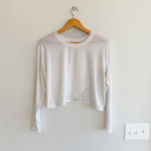 Load image into Gallery viewer, Lululemon Pushing Limits Long Sleeve Cropped Activewear Top White
