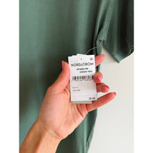 Load image into Gallery viewer, BP. Crew Neck Pullover Cotton Short Sleeve T-Shirt Green S NWT
