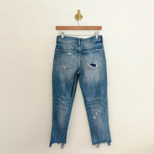Load image into Gallery viewer, We The Free Good Times Relaxed Distressed Cropped Jeans Blue 25
