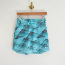 Load image into Gallery viewer, Slazenger Geometric Print Mid Rise Activewear Golf Skort Turquoise XS
