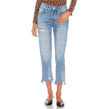 Load image into Gallery viewer, We The Free Good Times Relaxed Distressed Cropped Jeans Blue 25
