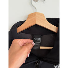 Load image into Gallery viewer, The North Face Chest Logo Ridgewall Soft Shell Zip Up Basic Jacket Black L
