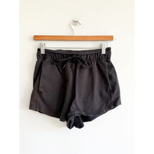 Load image into Gallery viewer, Lululemon Inner Glow Terry 3" High Rise Activewear Short Black 4
