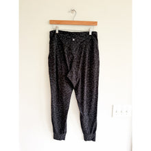 Load image into Gallery viewer, Lululemon Align 28" Camouflage Pattern High Rise Jogger Black 10
