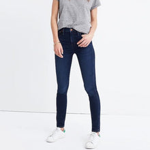 Load image into Gallery viewer, Madewell 10&quot; High-Rise Skinny Jeans in Hayes Wash 29 $128
