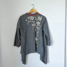 Load image into Gallery viewer, Johnny Was Floral Embroidered 3/4 Sleeve Kimono Gray M
