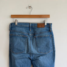 Load image into Gallery viewer, Madewell 11" High Rise Denim Skinny Jeans Maricopa Blue 29
