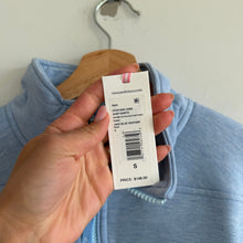 Load image into Gallery viewer, Vineyard Vines Dreamcloth Relaxed Shep 1/4 Zip Sweatshirt Blue S NWT
