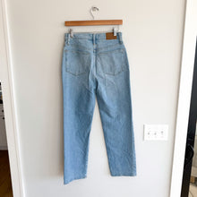 Load image into Gallery viewer, Madewell The Perfect Vintage Straight Denim High Rise Jeans Blue 26
