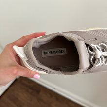 Load image into Gallery viewer, Steve Madden Myles Knit Lace Up Sneakers Tan 8
