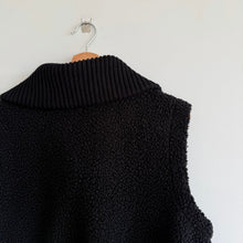 Load image into Gallery viewer, Varley Aspen Gilet Boucle Sherpa Zip Up Vest Black M
