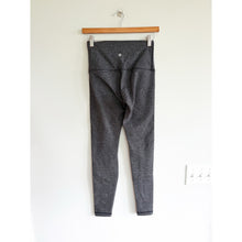 Load image into Gallery viewer, Lululemon Wunder Under Herringbone Pattern High Rise Activewear Leggings Black 6
