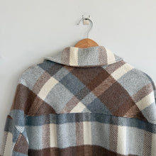 Load image into Gallery viewer, Evereve Raye Plaid Pattern Collared Pockets Button Front Shacket Brown XS
