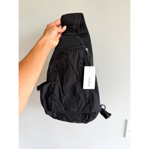 Athleta Crest Lightweight Travel Sporty Sling Bag Black One Size NEW