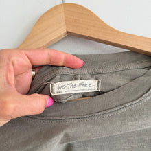 Load image into Gallery viewer, We The Free Arden Round Neck Casual Long Sleeve T-Shirt Green XS
