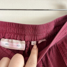 Load image into Gallery viewer, Hei Hei Anthropologie Dobby Beachcomber Shorts Red XS
