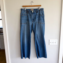 Load image into Gallery viewer, Kut From The Kloth Meg Raw Hem High Rise Ankle Wide Leg Jeans Blue 10
