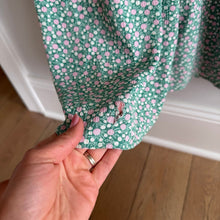 Load image into Gallery viewer, Boden Floral Print V-Neck Balloon Sleeve Maxi Dress Green 12 NWT
