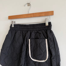 Load image into Gallery viewer, Varley Connell Quilted High Rise Pull On Shorts Black S
