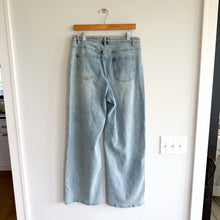 Load image into Gallery viewer, Commense Asymmetric Waist Wide-Leg Jeans Light Wash L NWT

