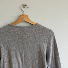 Load image into Gallery viewer, Everlane Ribbed Knit Crew Neck Stretch Long Sleeve Top Gray L
