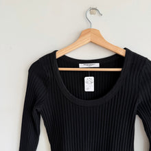 Load image into Gallery viewer, Project Social T What's The Scoop Washed Rib Long Sleeve Top Black L NWT
