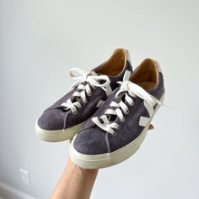 Load image into Gallery viewer, Veja Suede Logo Lace Up Low Top Sneakers Purple/Gray 5
