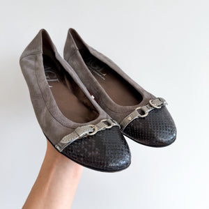 AGL Attilio Giusti Leombruni Suede Snakeskin Embossed Cap Toe Ballet Flat Gray 9